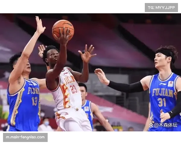 吉林东北虎外援摩尔得分爆炸 个人能力带动球队整体进攻 吉林东北虎外援摩尔得分爆炸 个人能力带动球队整体进攻